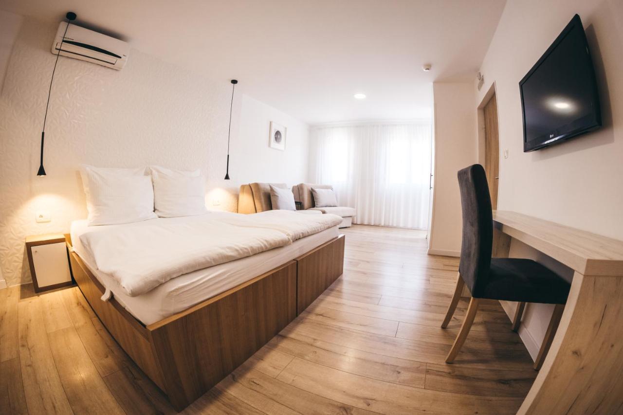 City Apartment One 모스타르 외부 사진